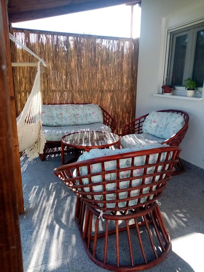 Apartman Flora Vrdnik Exterior foto