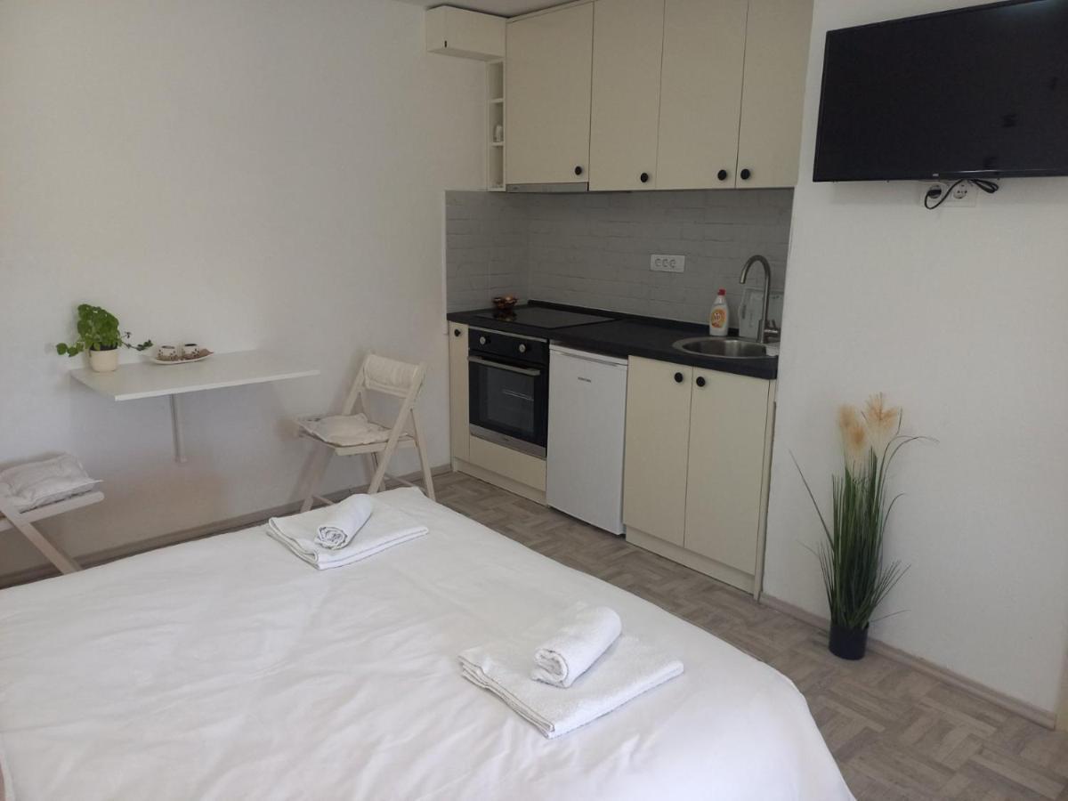 Apartman Flora Vrdnik Exterior foto