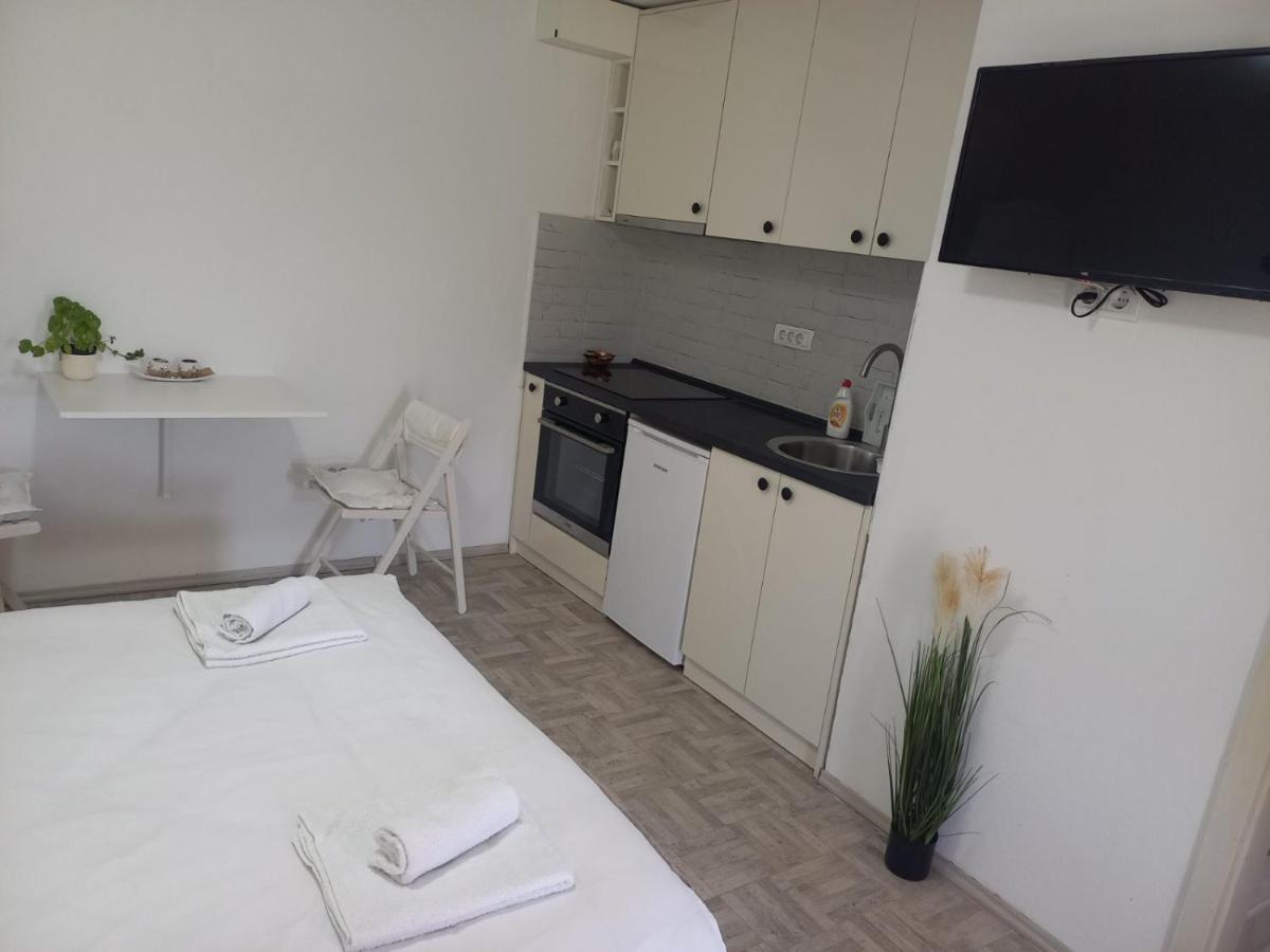 Apartman Flora Vrdnik Exterior foto